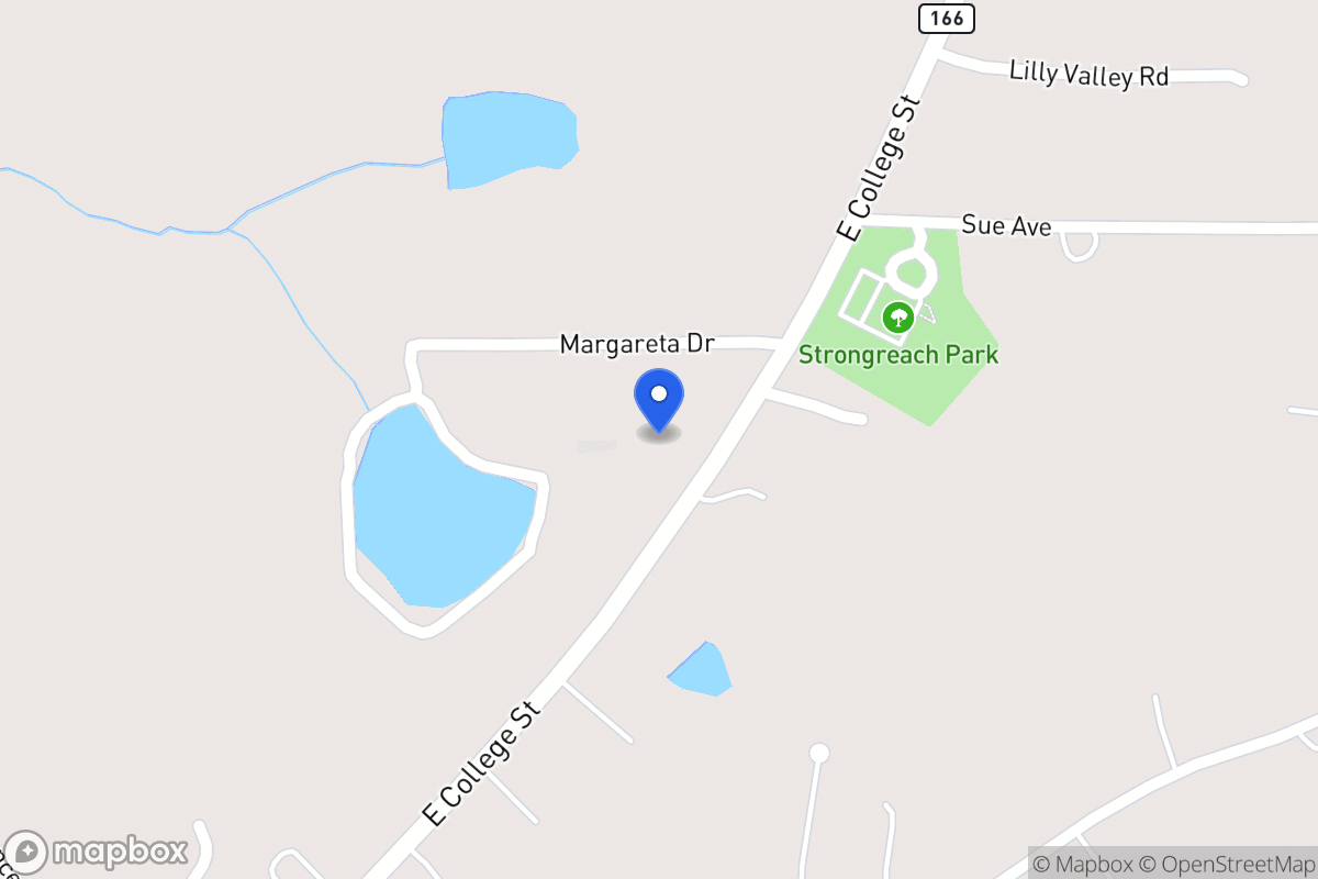 Map of 827 E College St