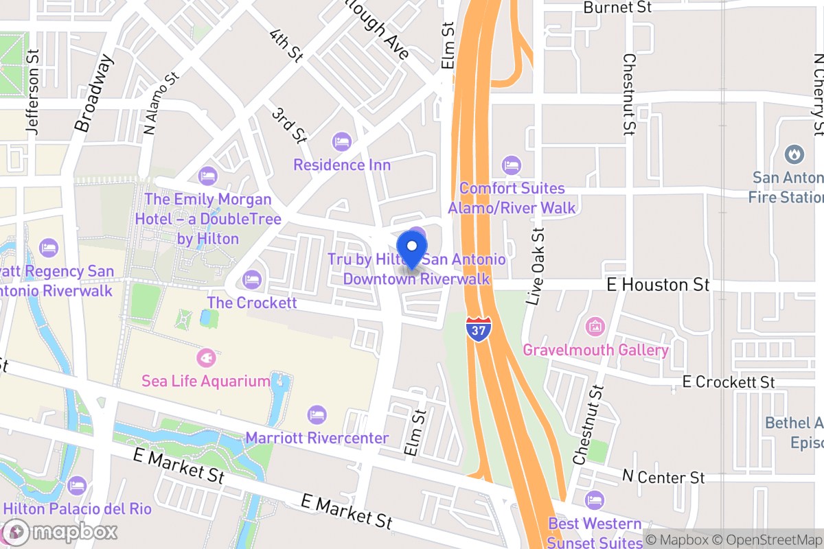 Map of 902 E Houston St
