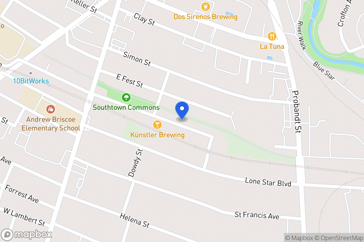 Map of 323 E Lachapelle